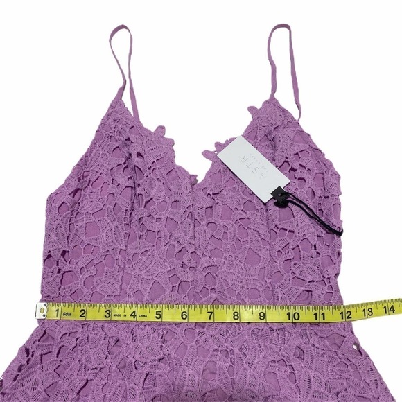 Astr Lace A-Line Lavender Midi dress XS - Picture 5 of 15